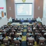 Rapat DPRD Karawang Setujui & Sahkan LKPJ Bupati Tahun 2025